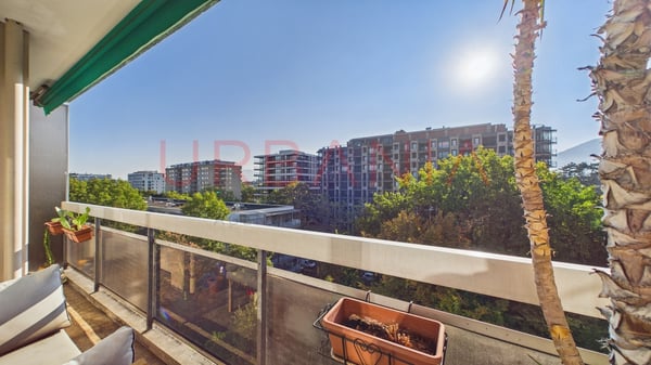 Lumieux appartement de 4 pièces en étage élevé au coeur de Champel 1