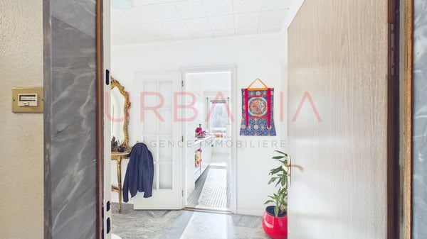 Lumieux appartement de 4 pièces en étage élevé au coeur de Champel 6