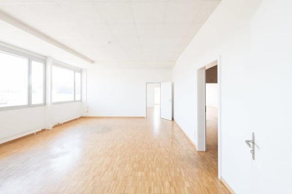 Büroflächen in Kleindöttingen 4
