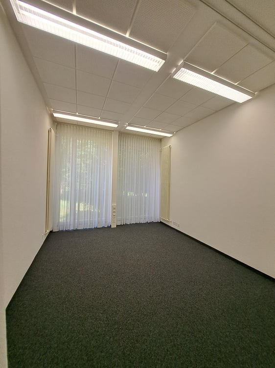 Ruhiger Büroraum  zu vermieten 6