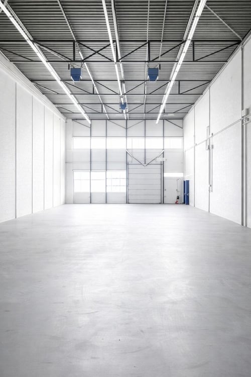 Gewerbehalle 433 m2 zu vermieten per 01.08.2026 1