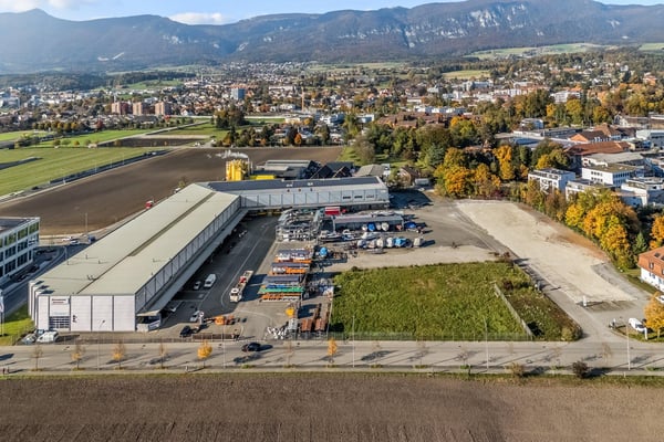 Ab 610m2 Aussenfläche zur Vermietung 2