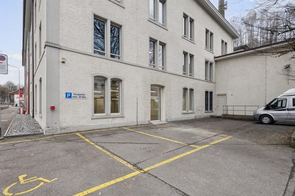 Gewerbefläche am hochfrequentiertem Standort 10