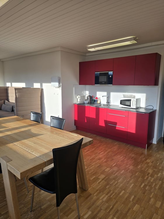 helle Büroflächen an bester Lage willkommen im Silbern Quartier! 2