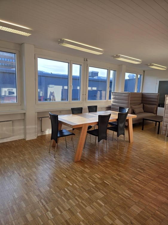 helle Büroflächen an bester Lage willkommen im Silbern Quartier! 3