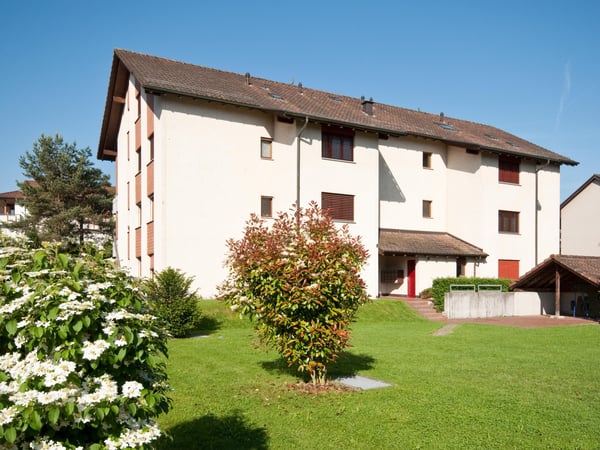 modernisierte 4.5-Zimmerwohnung in ruhiger, naturnahen Lage