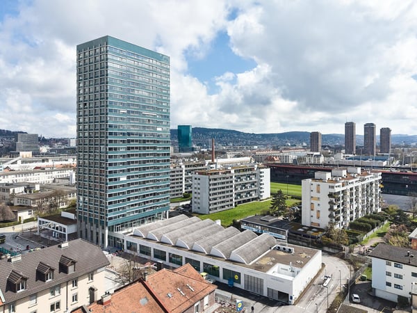 Über den Dächern von Zürich 2.5-Zimmerwohnung im 11. Stock 1