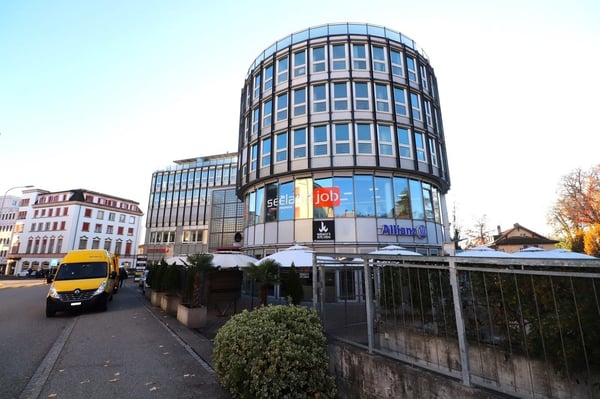 Moderne, helle und kosteneffiziente Bürofläche an zentraler Lage 8