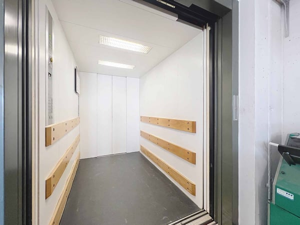 Surface administrative / artisanale de 175 m2 4