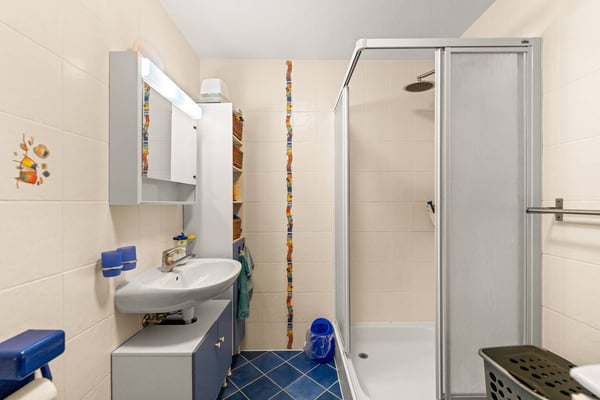 Spacieux appartement de 4,5 pièces avec vue dégagée 8