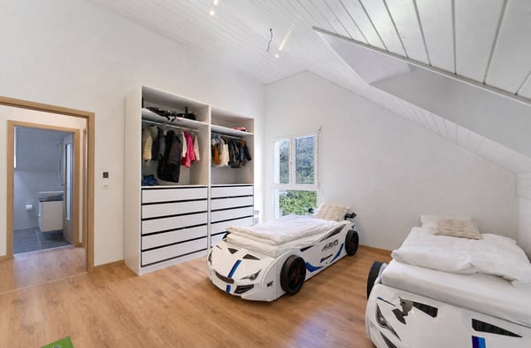 Villa mitoyenne de 5,5 pièces avec espace de jardin privatif de 200m2 5