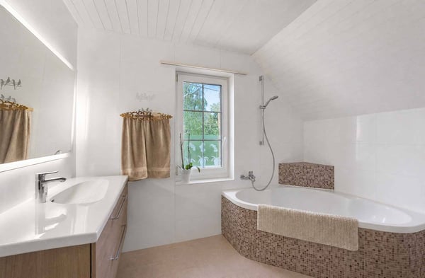 Exclusivité: Maison individuelle de 7.5 pièces               Beau jardin avec piscine 10