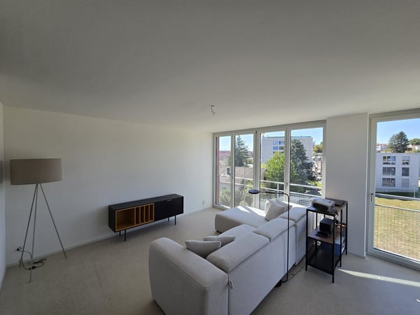 Moderne 2.5-Zimmer-Attikawohnung in Affoltern am Albis zu vermieten 4