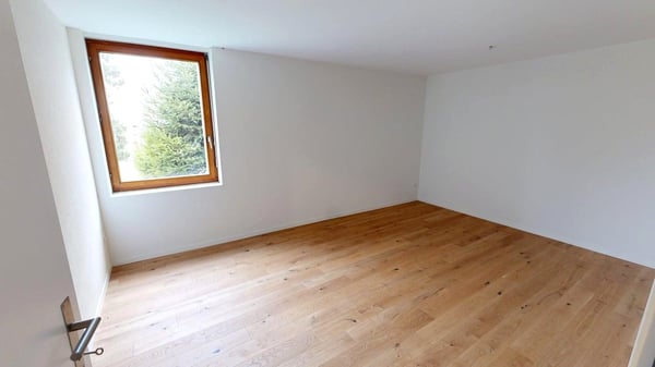 Ruhig gelegenes und freistehendes 1.5 Zimmer-Einfamilienhaus 8