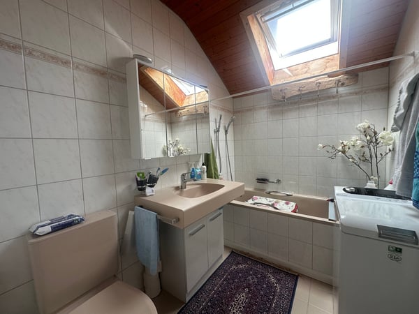 Heimelige 4.5-Zimmer-Dachwohnung mit Terrasse 6