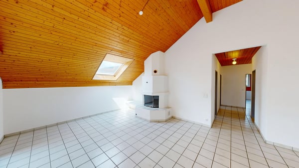 Grosszügige 4.5-Zimmer-Dachwohnung mit Charme in Pieterlen 9