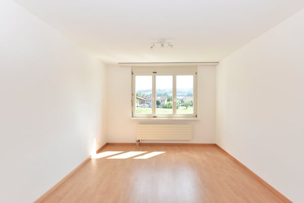 Helle und geräumige Wohnung 3