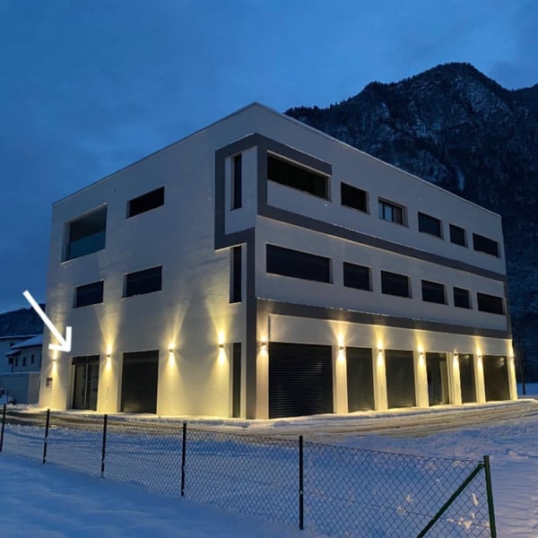 Local lumineux de 5 m² à louer au Bouveret ! 3