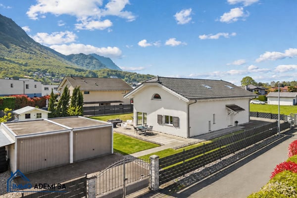 Spacieuse villa individuelle de 269 m² avec 2 logements, sur une parcelle de 1'009 m² au Bouveret ! 7
