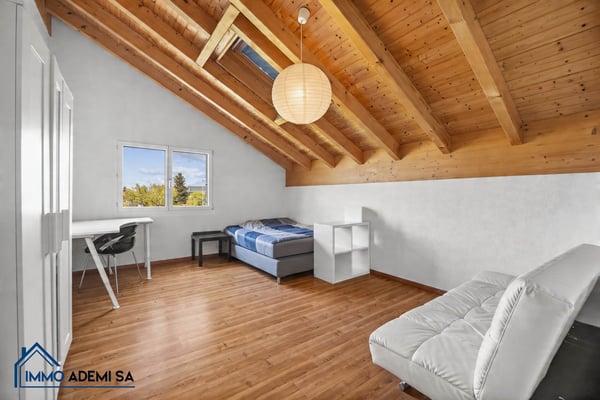 Spacieuse villa individuelle de 269 m² avec 2 logements, sur une parcelle de 1'009 m² au Bouveret ! 22