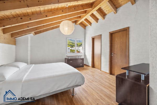 Spacieuse villa individuelle de 269 m² avec 2 logements, sur une parcelle de 1'009 m² au Bouveret ! 20