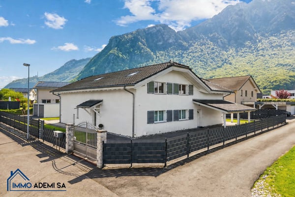 Spacieuse villa individuelle de 269 m² avec 2 logements, sur une parcelle de 1'009 m² au Bouveret ! 3