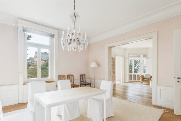 HISTORISCHE STADTVILLA AN EXKLUSIVER LAGE MIT VIEL POTENTIAL 3