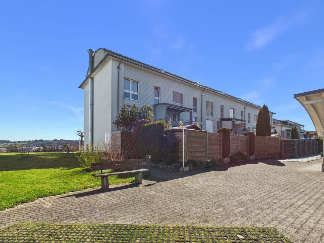 KINDERFREUNDLICH MIT BALKON UND LIFT