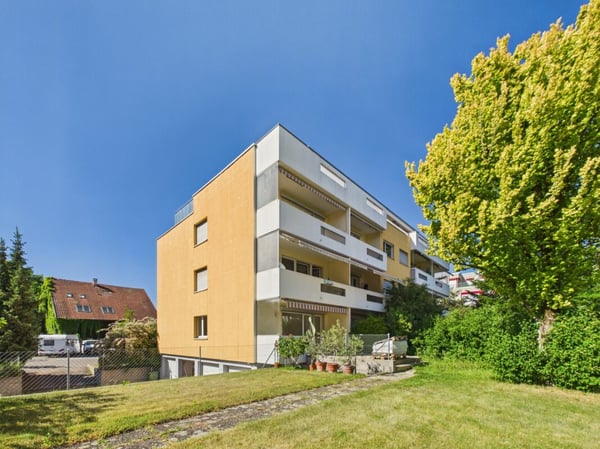 RUHIGE LAGE, BALKON UND GARAGE 1