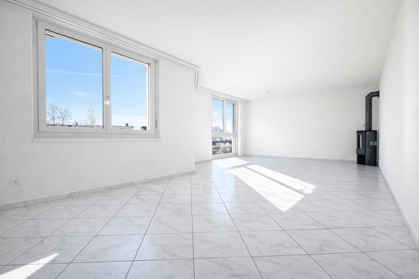 HOCHWERTIG UND GROSSZÜGIG MIT SONNIGEM BALKON 2
