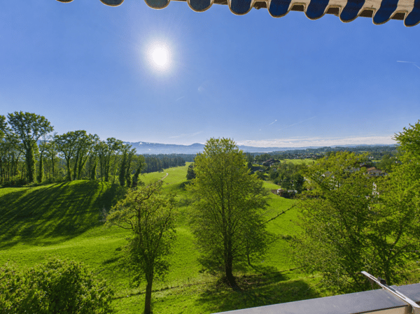 TRAUMHAFTE WEITSICHT IN RUHIGER LAGE 6