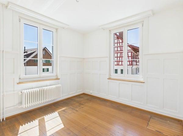 ZWEIFAMILIENHAUS MIT ATTRAKTIVEM MIETPOTENZIAL AN ZENTRALER LAGE 5