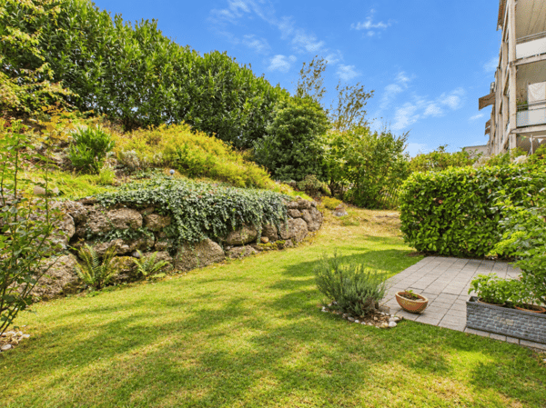 GROSSZÜGIGE GARTENWOHNUNG MIT VIEL PRIVATSPHÄRE