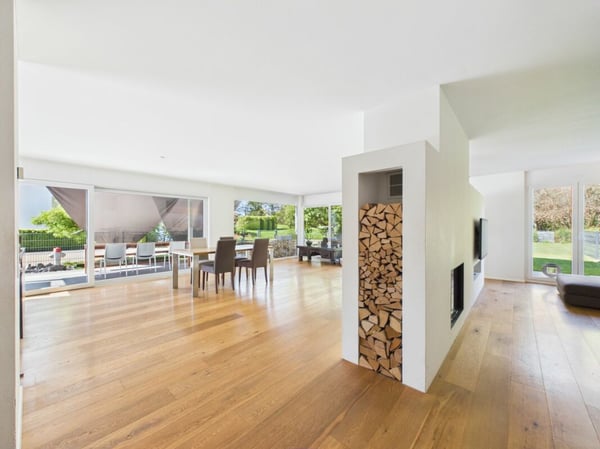 GROSSZÜGIG WOHNEN MIT SONNIGEM GARTEN AM WALDRAND 3