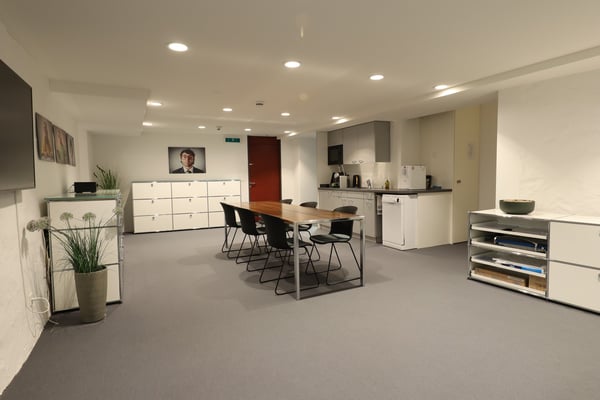 Aussergewöhnliches Büro in der Brugger Altstadt zu vermieten 2