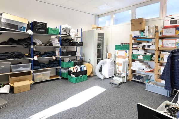 Attraktives Büro mit integrierter Teeküche & separater Toilette 5