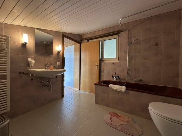 Restaurant Unique mit B & B in Schwändi/GL 14