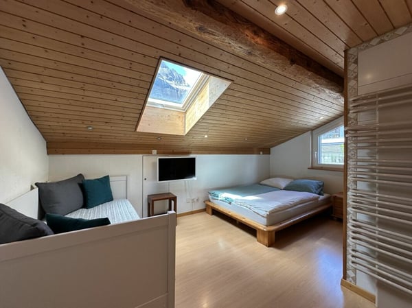 Restaurant Unique mit B & B in Schwändi/GL 9