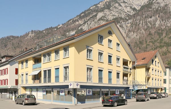 Attraktive, vollvermietete Gewerbefläche im Erdgeschoss 2