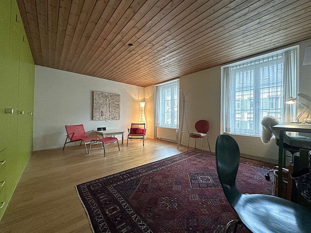 Wohn - und Geschäftshaus im Stadtzentrum von Glarus