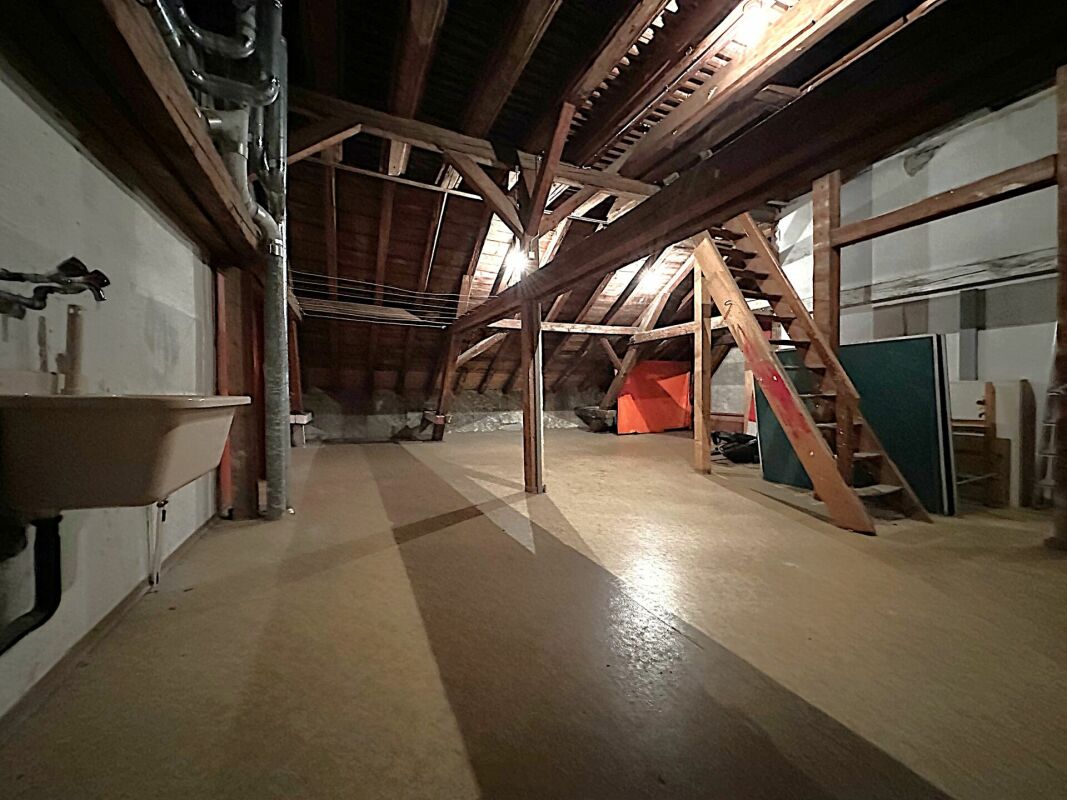Wohn - und Geschäftshaus im Stadtzentrum von Glarus