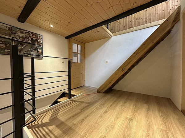 7.5 Zimmer-Einfamilienhaus mit schönem Garten 8