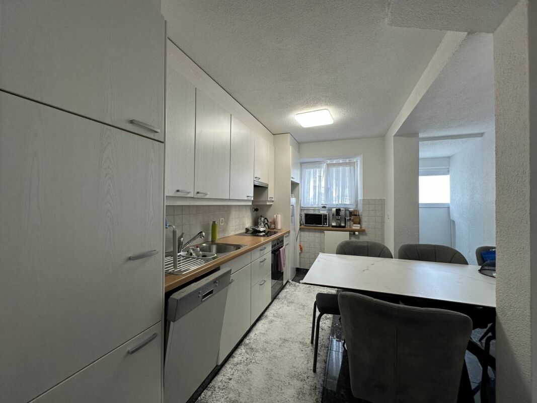 5.5 Zi. -Reiheneinfamilienhaus mit 1.5 Zi.- Einliegerwohnung