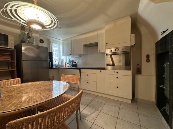 Charmantes Reihenhaus mit 6 Zimmern 6