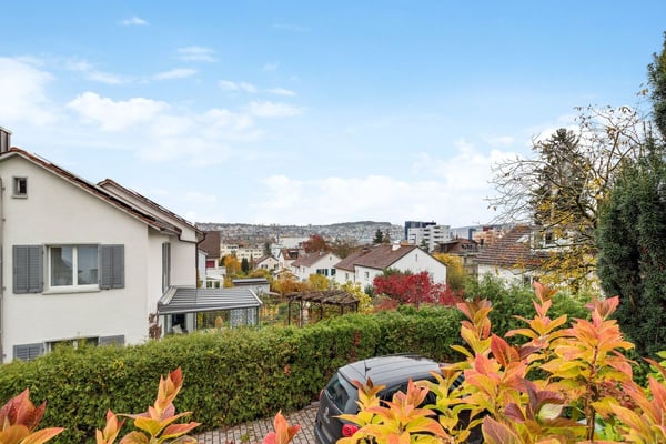 Exklusives, ruhig gelegenes Einfamilienhaus mit Pool zur Langzeitmiete 12