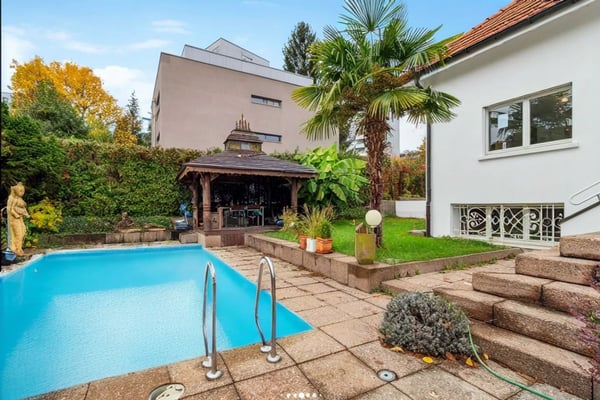 Exklusives, ruhig gelegenes Einfamilienhaus mit Pool zur Langzeitmiete 3