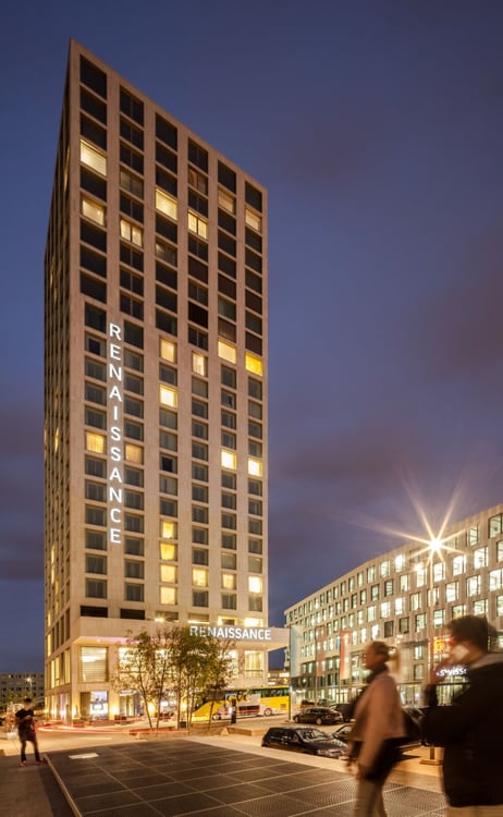 HOCH ÜBER DEN DÄCHERN VON ZÜRICH 2