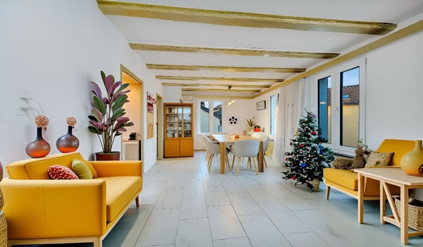 EIN HAUS DAS BEGEISTERT - VIEL SONNE, RUHIG GELEGEN UND MIT POOL 3