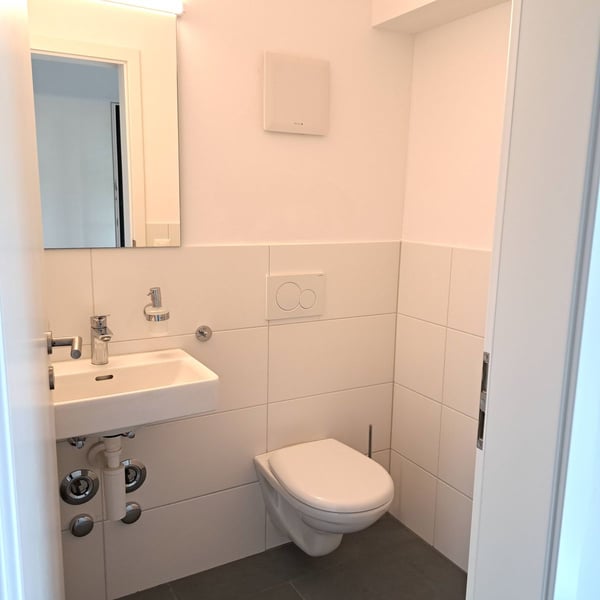 BÜRO ODER ATELIER AN HOCH FRQUENTIERTER LAGE 5