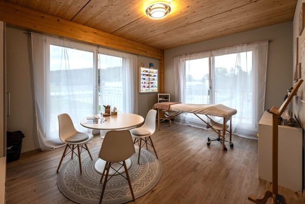 Architektonisches Highlight: 5.5-Zimmer Büro-/Praxisfläche mit viel Licht & Stil 7